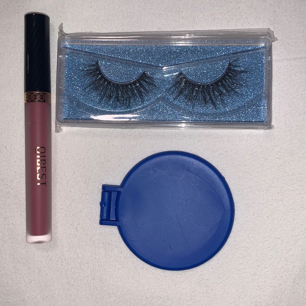 Makeup bundle